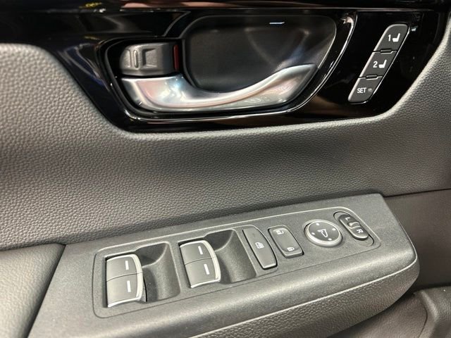 2025 Honda CR-V Sport Touring - Photo 25
