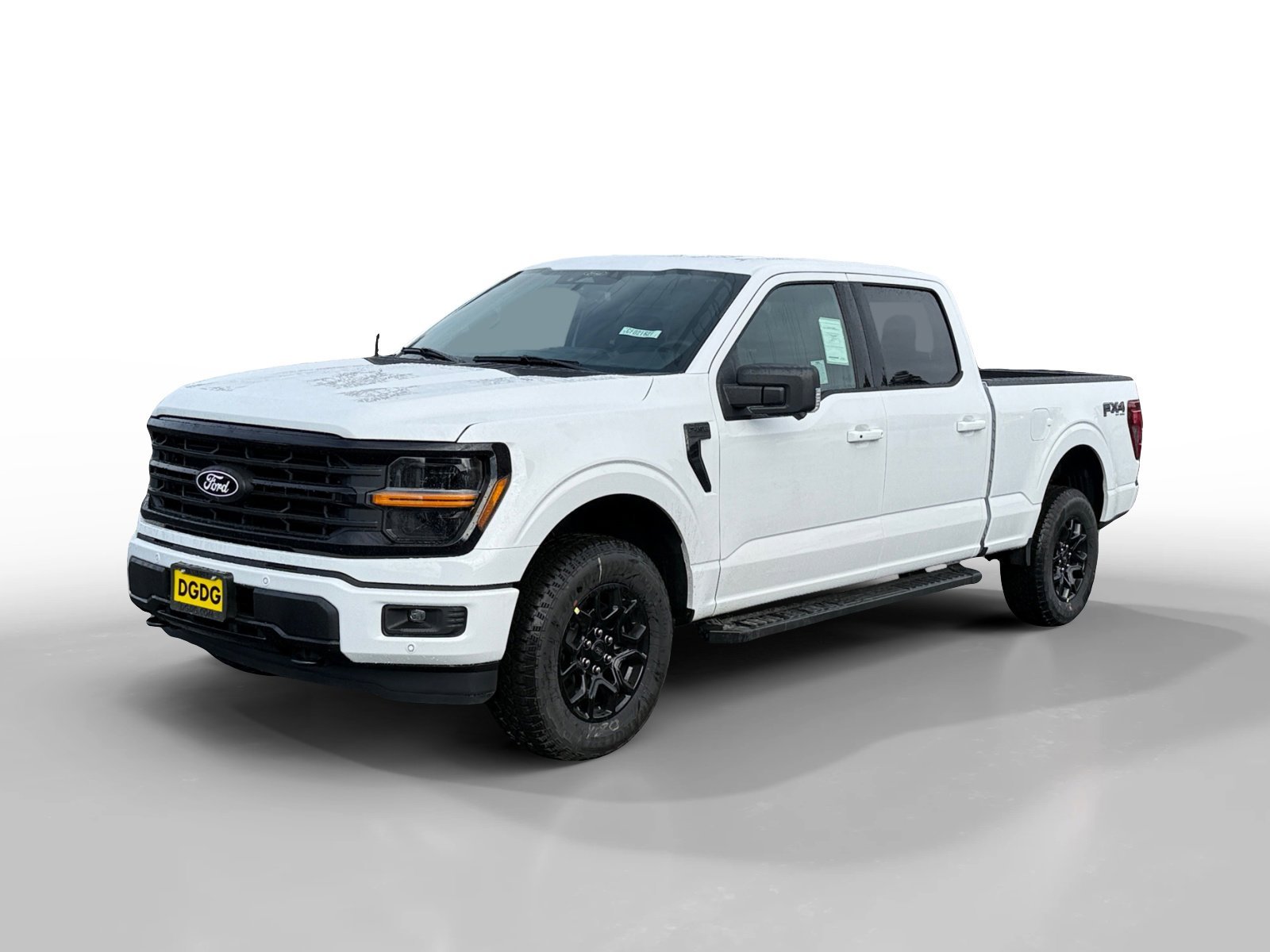 New 2026 Oxford White Ford XLT image 1