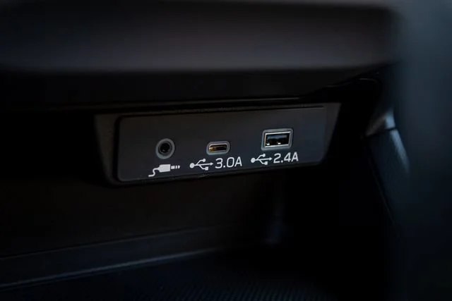 New 2026 Crystal White Pearl Subaru Premium image 34