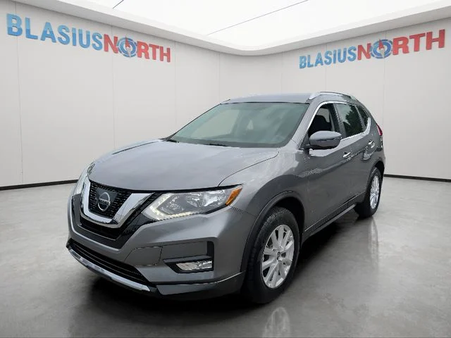 2017 Nissan Rogue SV AWD's photo