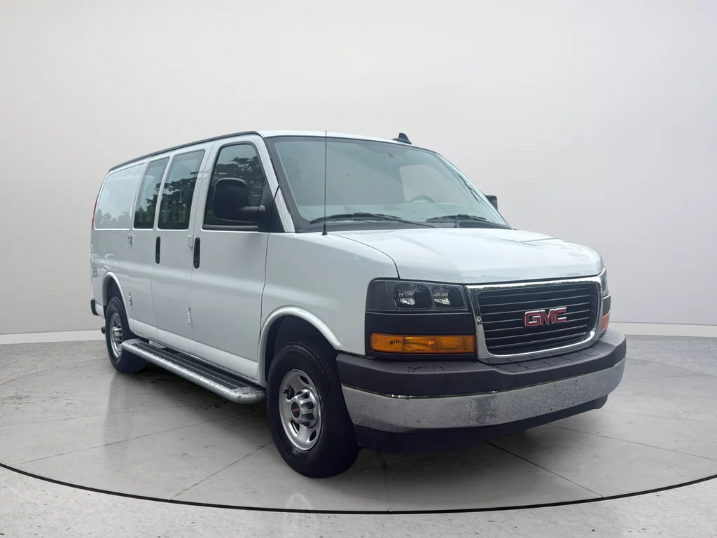 Used 2025 White GMC Work Van image 1