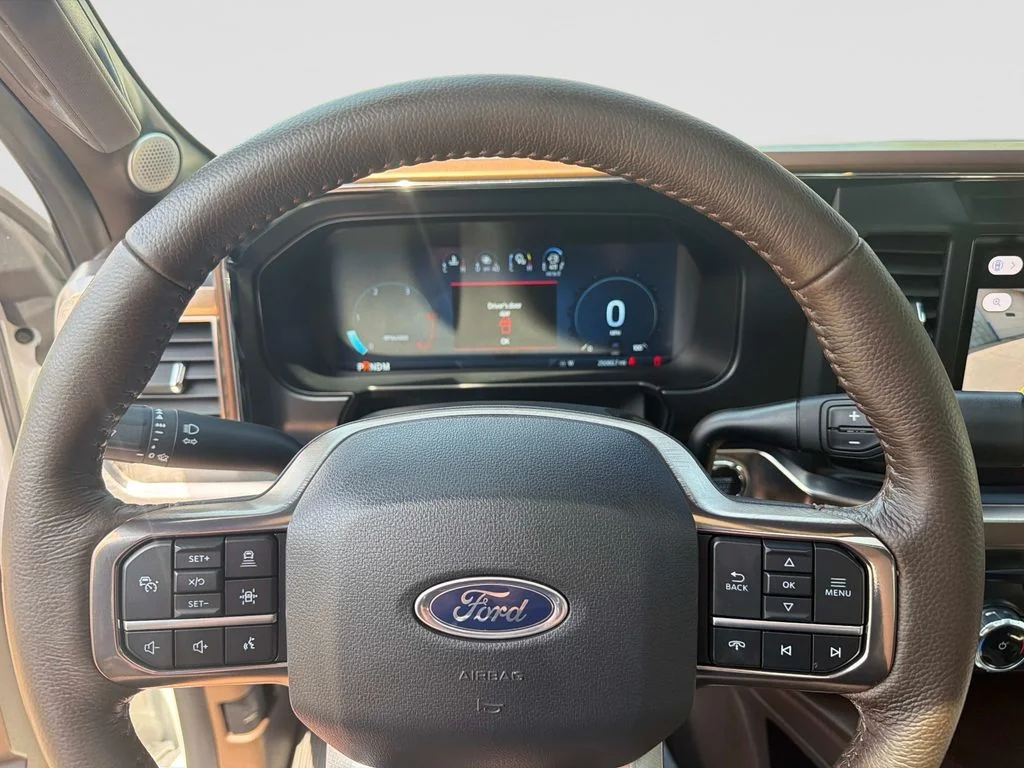 Used 2024 White Ford King Ranch image 27