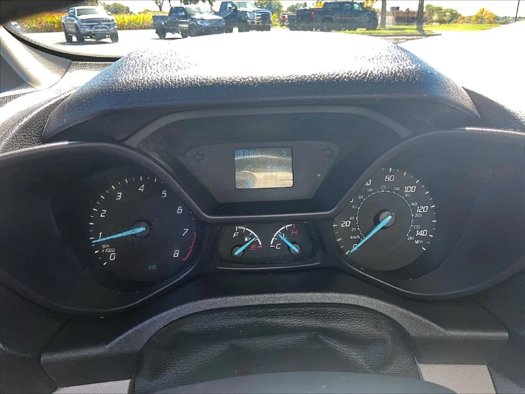 Used 2014  Ford Titanium image 20