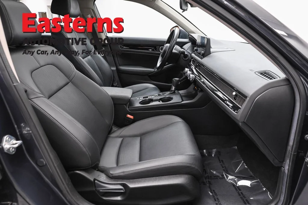 Used 2024 Gray Honda EX-L image 24