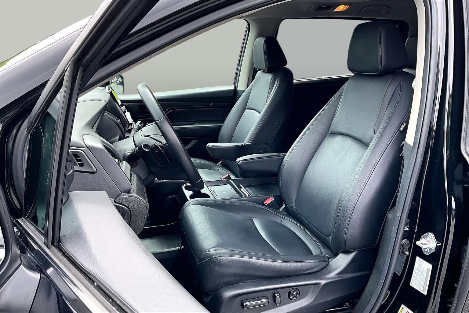 Used 2025 GRAY Honda EX-L image 8