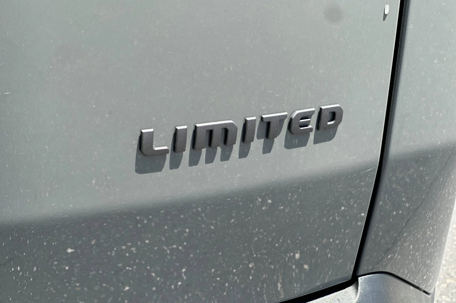 New 2026 Sting-Gray Clear-Coat Exterior Paint Jeep Limited image 27