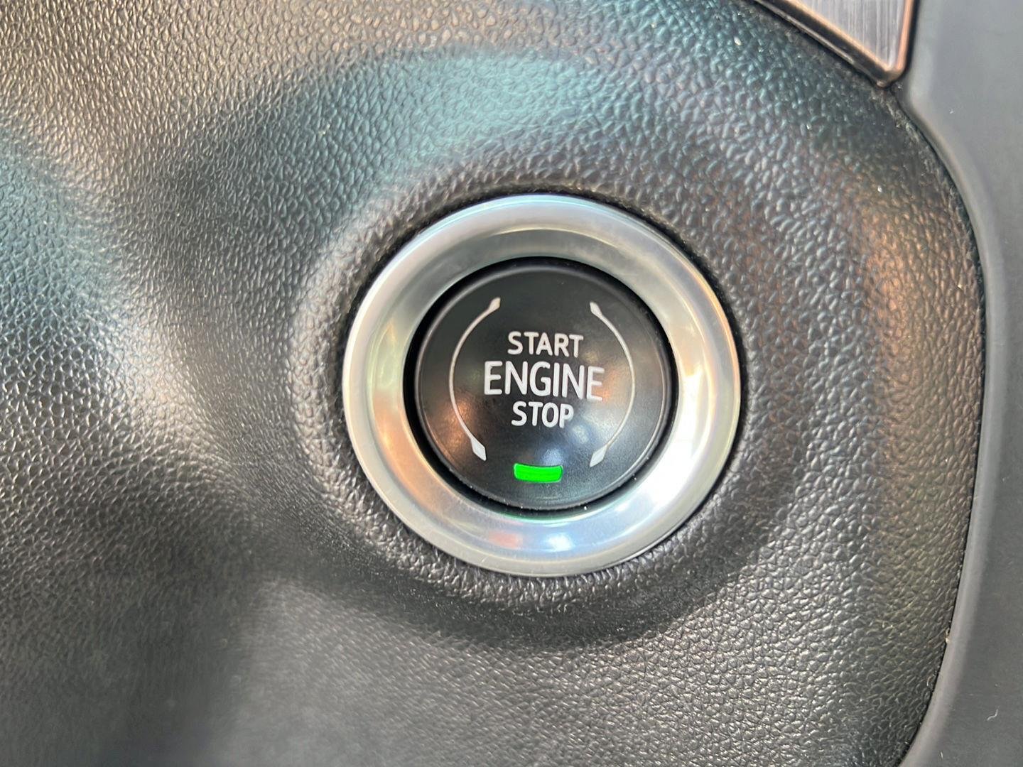Used 2021 Onyx Black GMC AT4 image 10