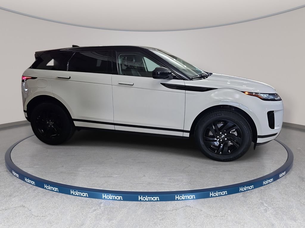 Used 2023 White Land Rover S image 5