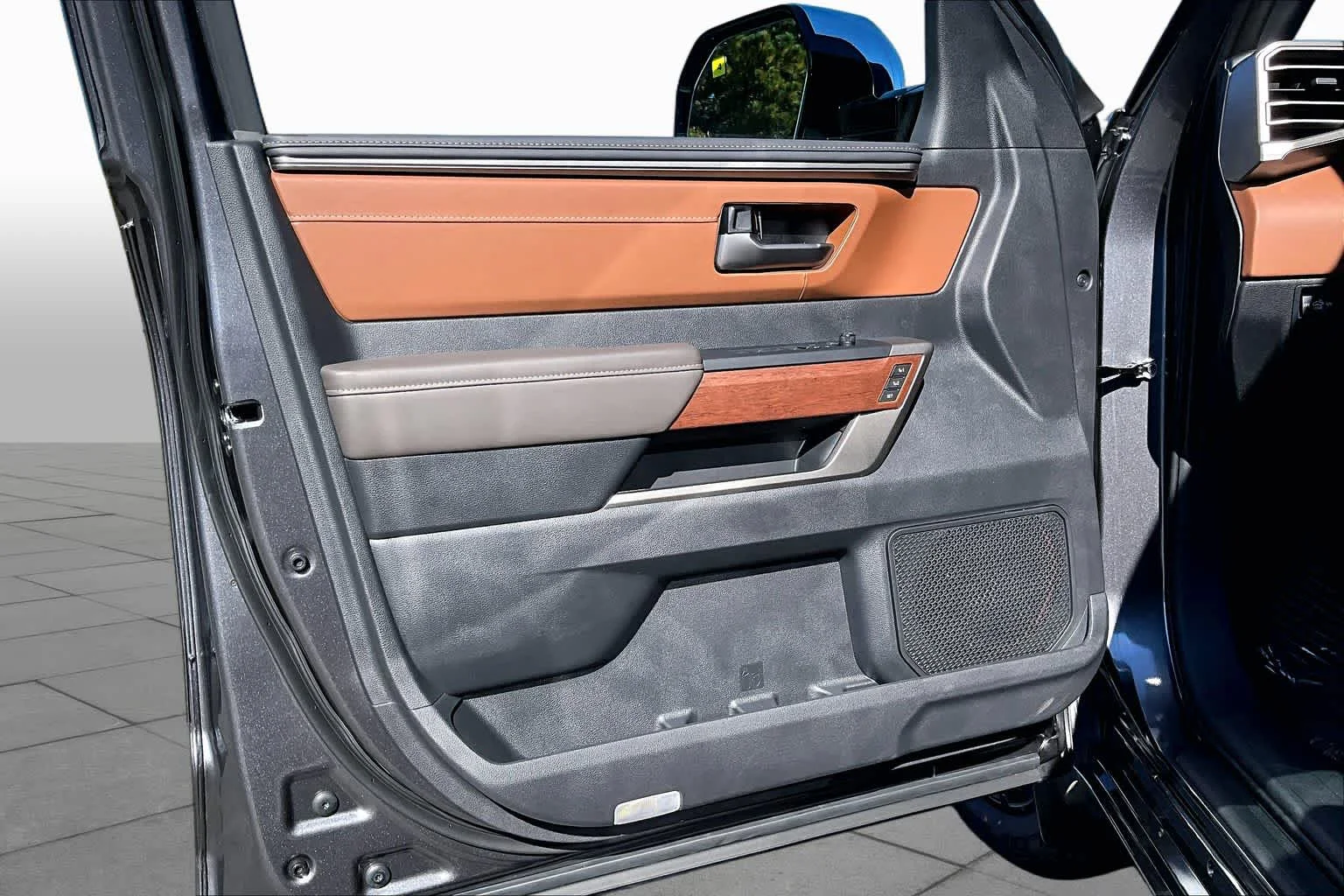 2026 Toyota Tundra 1794 Edition - Photo 10