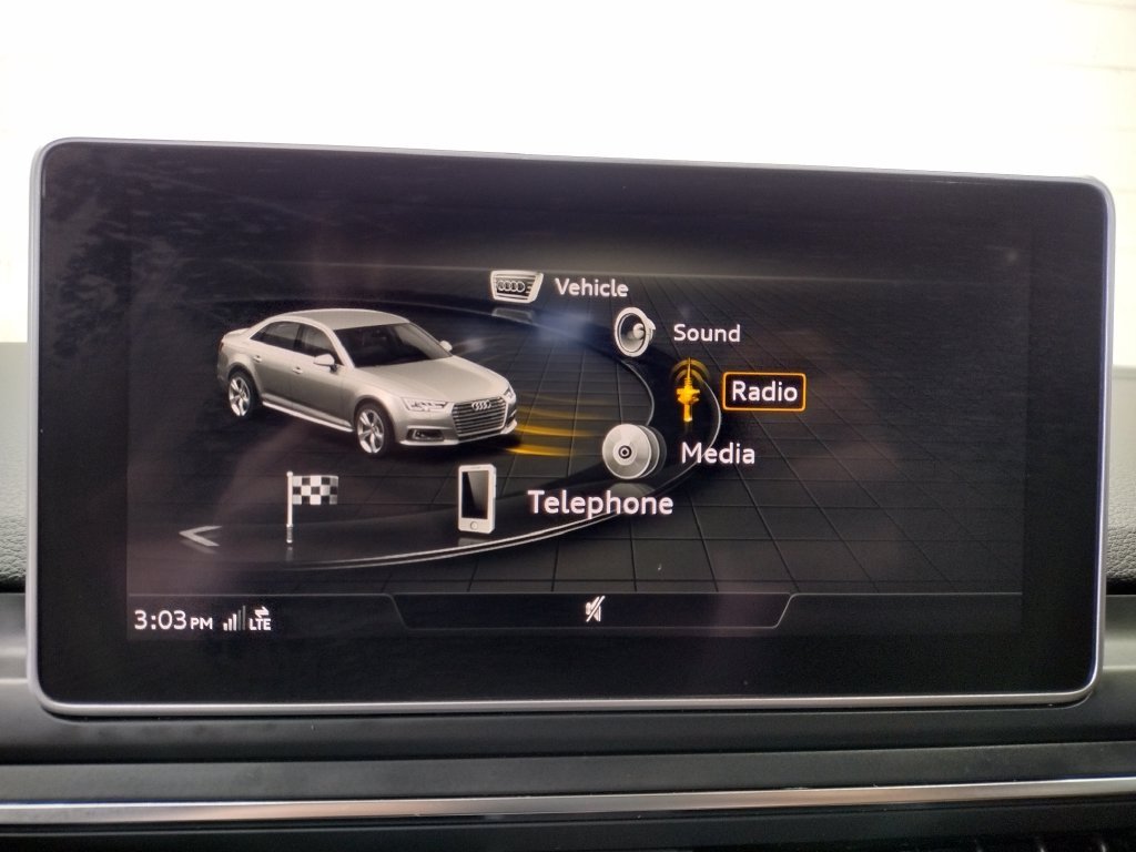 Used 2018 White Audi 2.0T image 33