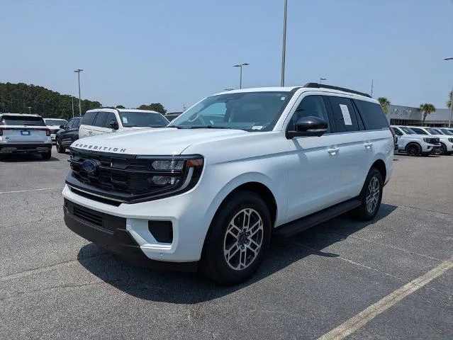 New 2026 Oxford White Ford Active image 41