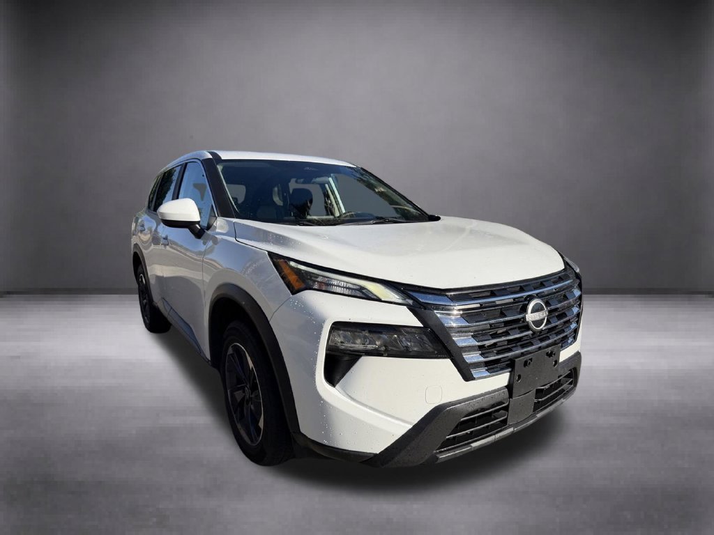 Used 2024 White/off-white Nissan SV image 1