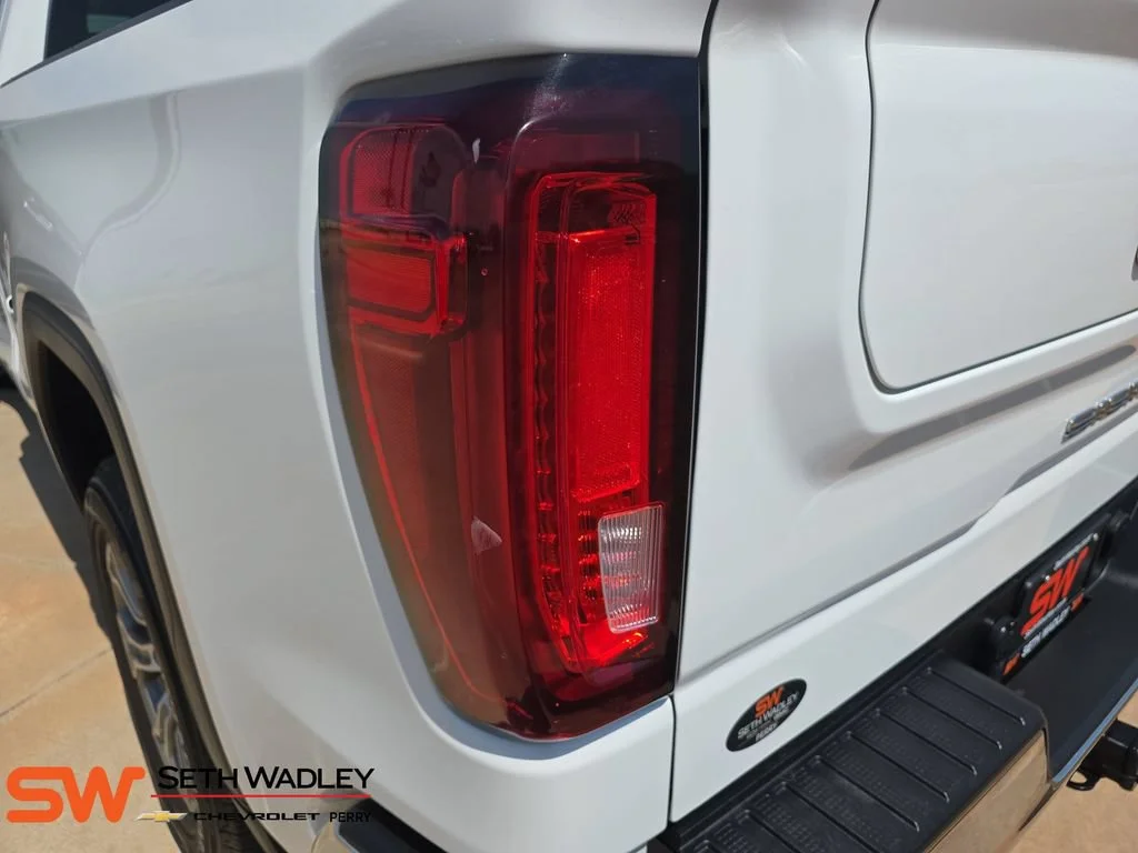 2025 GMC Sierra 1500 SLT - Photo 34