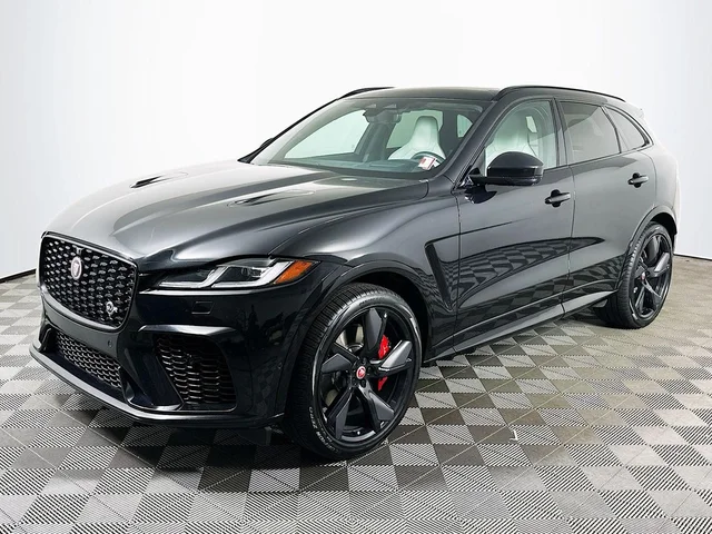 2023 Jaguar F-PACE SVR