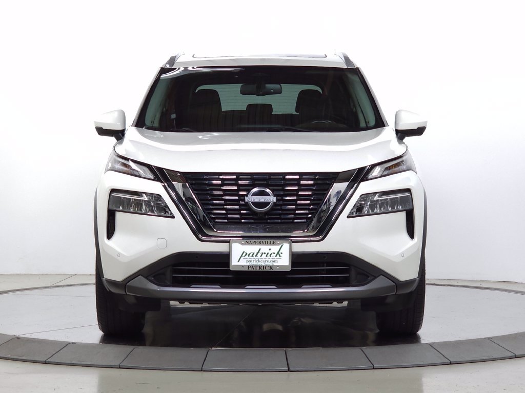Used 2023 White Nissan SL image 11