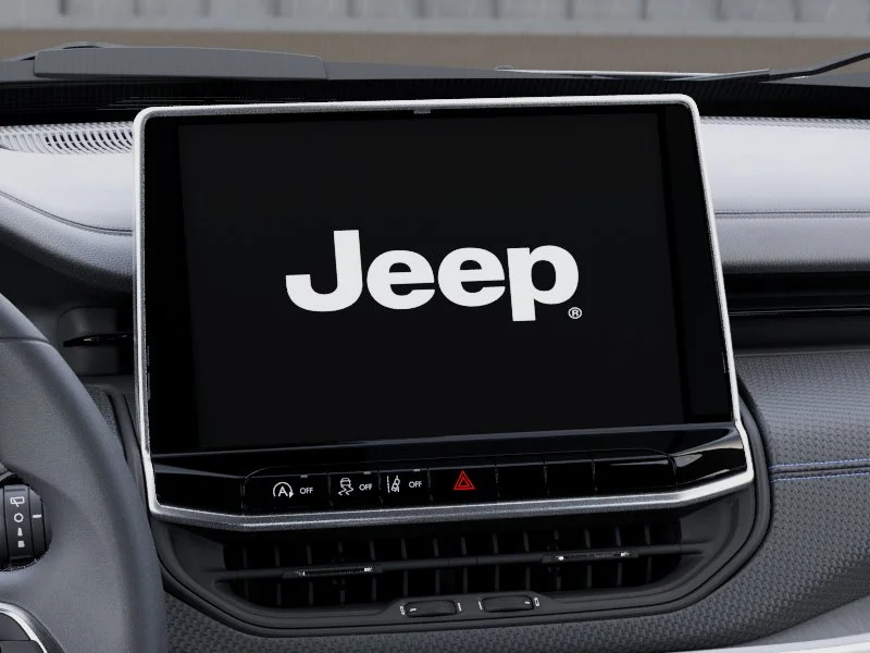 New 2026 Bright White Clear-Coat Exterior Paint Jeep Latitude image 10