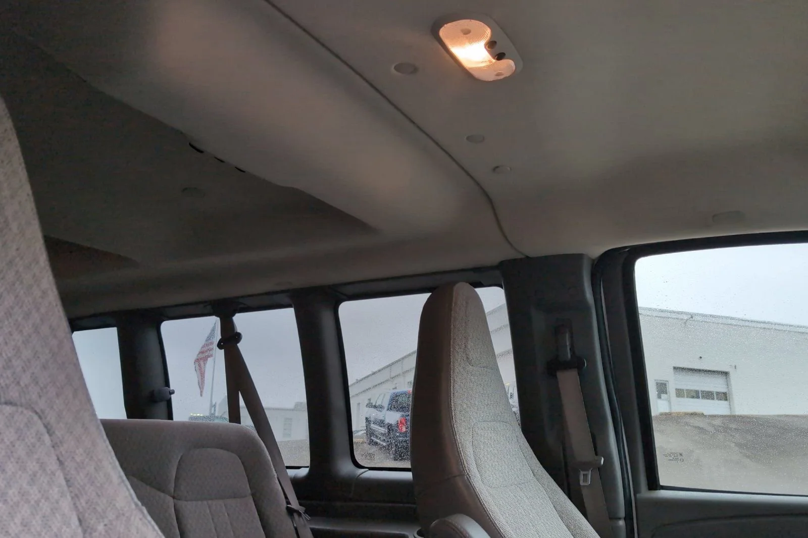 Used 2017 SUMMIT WHITE Chevrolet LT image 19