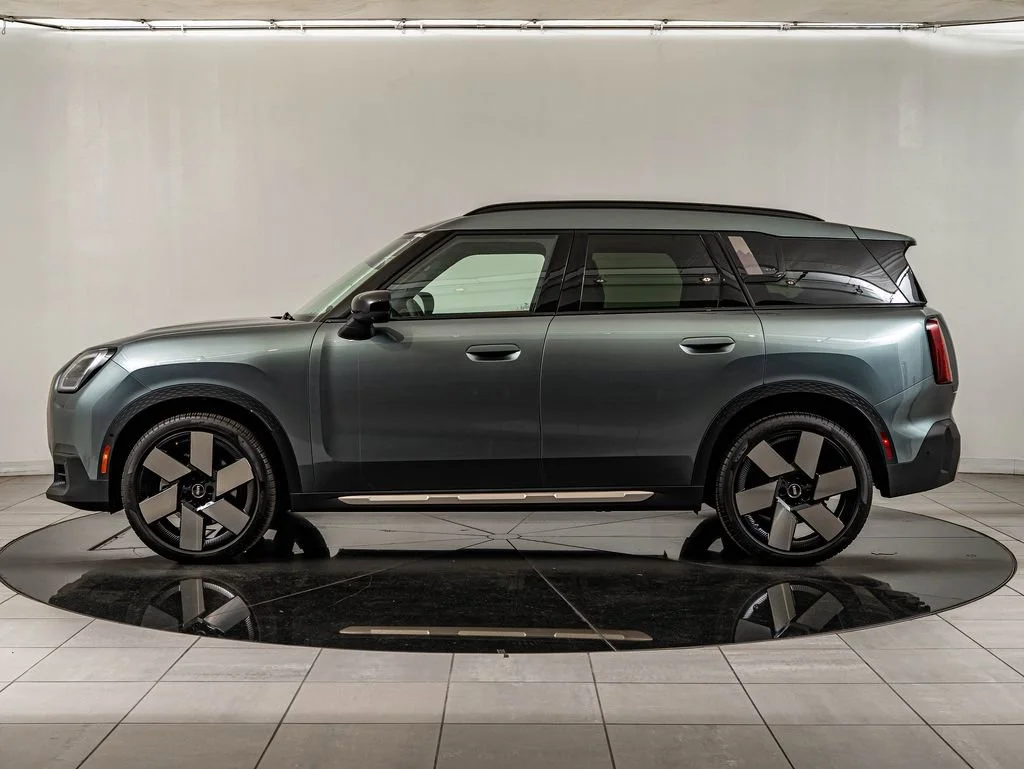 2025 MINI Countryman S - Photo 8