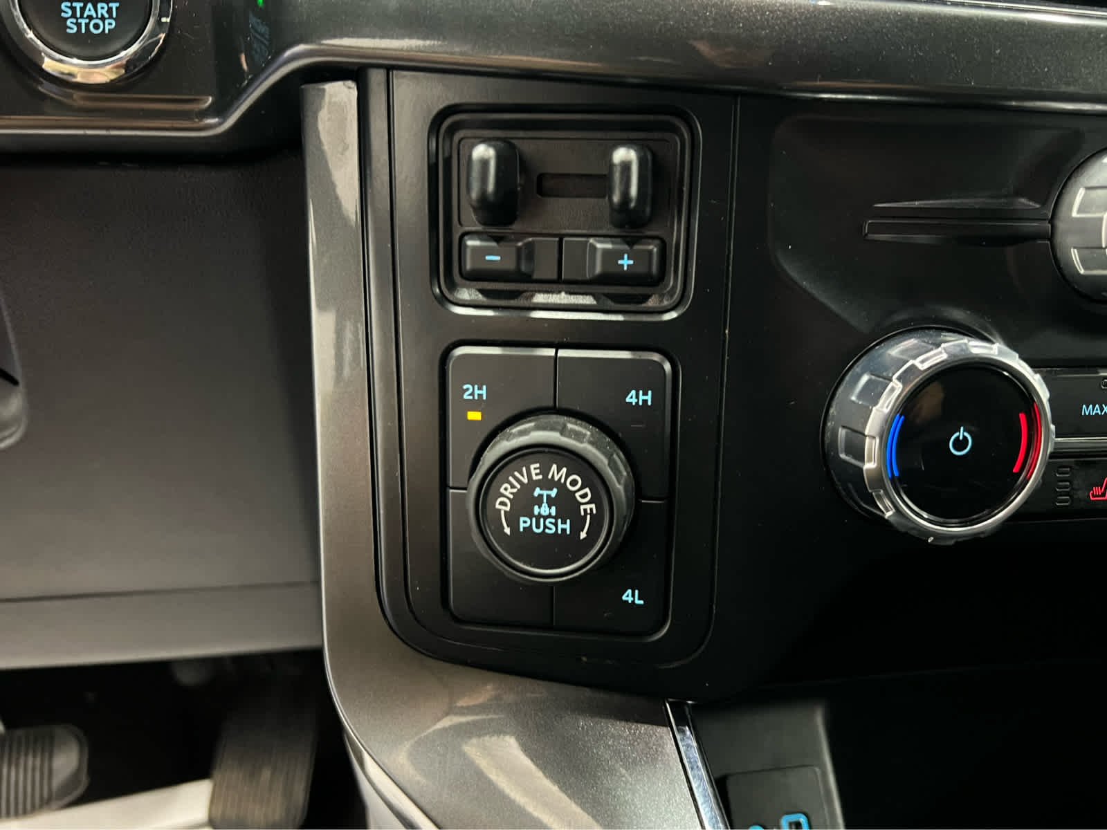 Used 2023 Carbonized Gray Ford XLT image 24