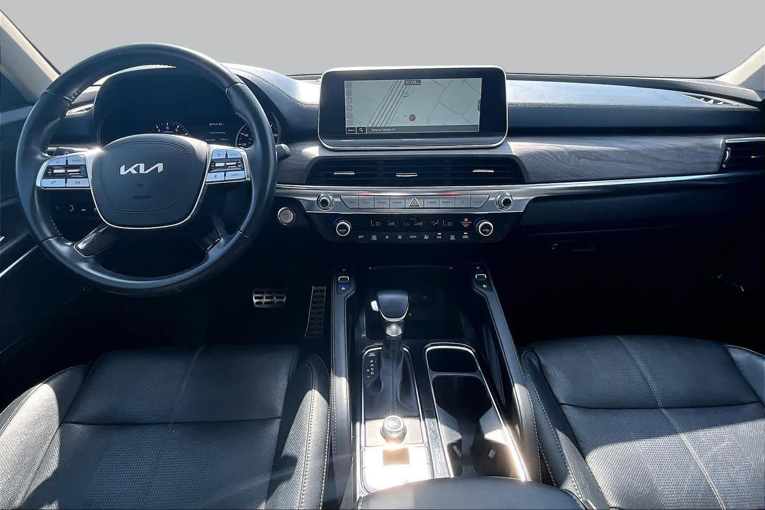 Used 2022 GLAC WHITE Kia SX image 14