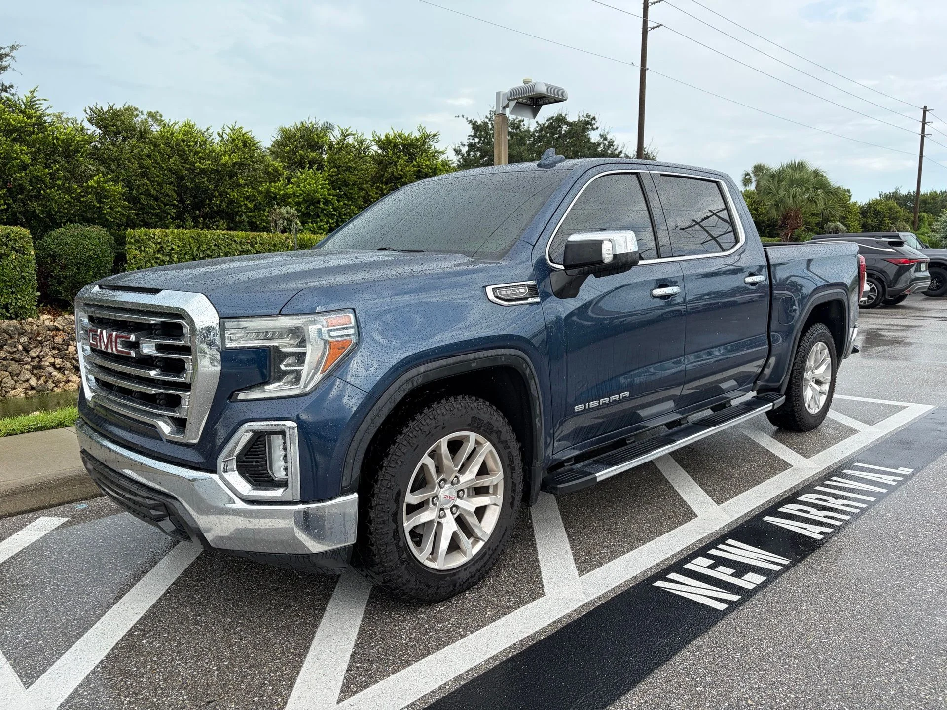Used 2019 Pacific Blue Metallic GMC SLT image 1
