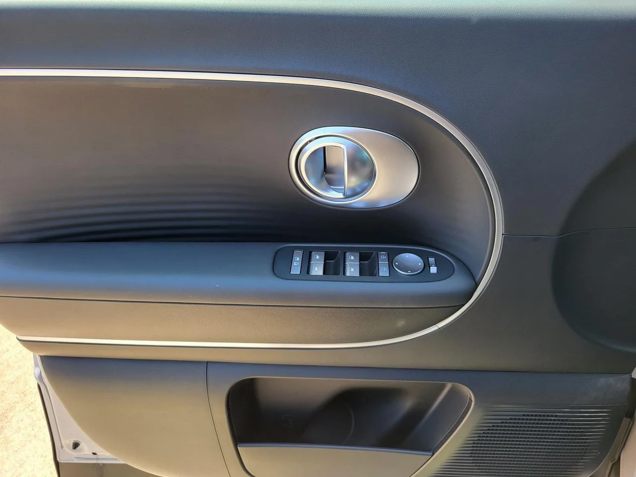 2026 Hyundai IONIQ 9 SE - Photo 15