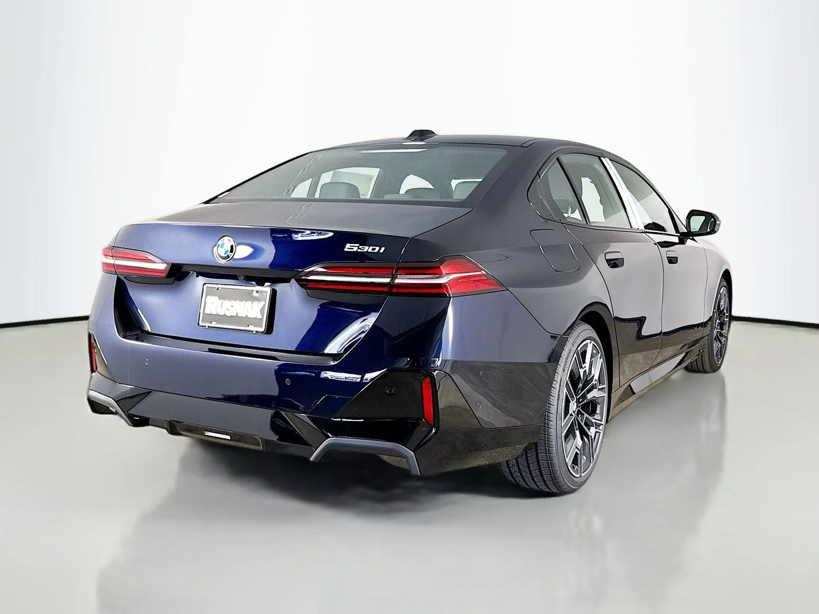 New 2026 Carbon Black Metallic BMW 530i image 7