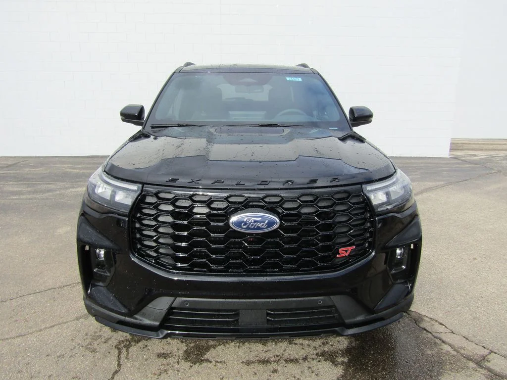 New 2026 Agate Black Metallic Ford ST image 12