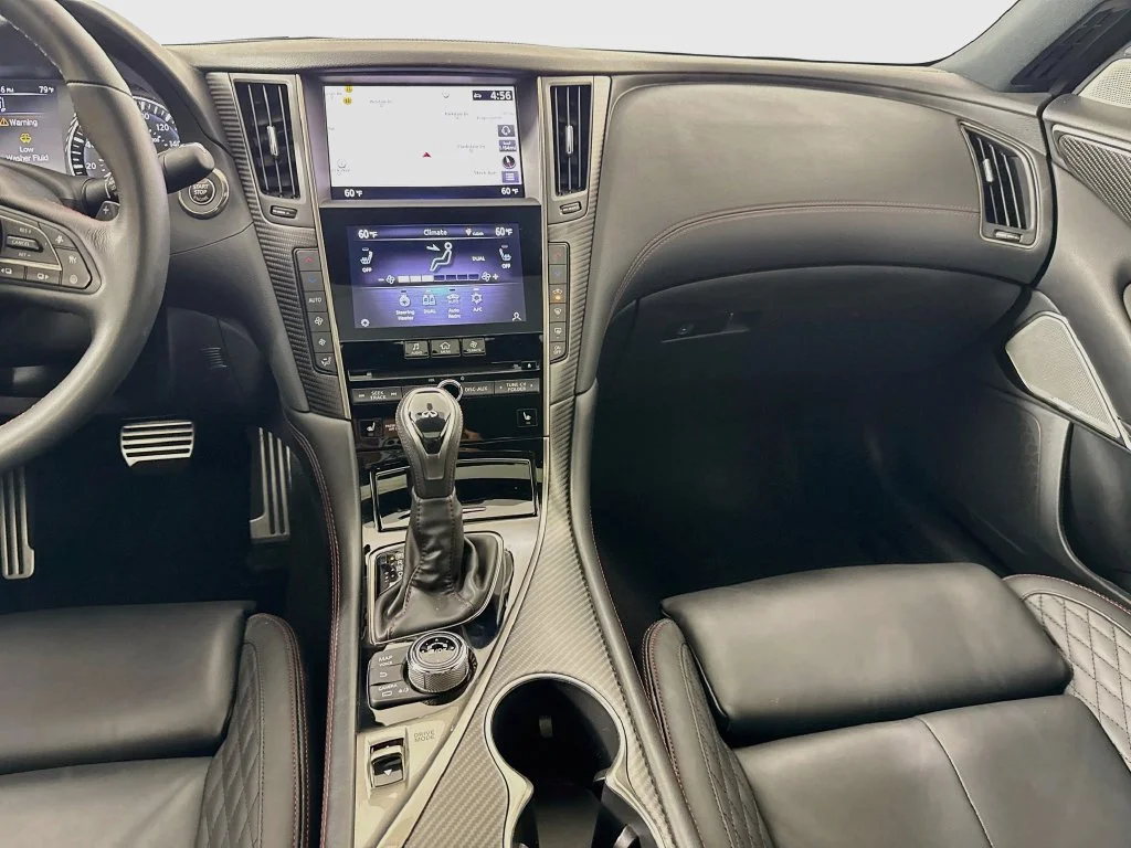 Certified Used 2023 White INFINITI Red Sport 400 image 32