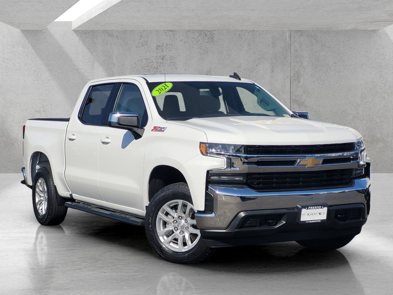 2021 Chevrolet Silverado 1500 LT 4X4 Crew Cab Short Box's photo