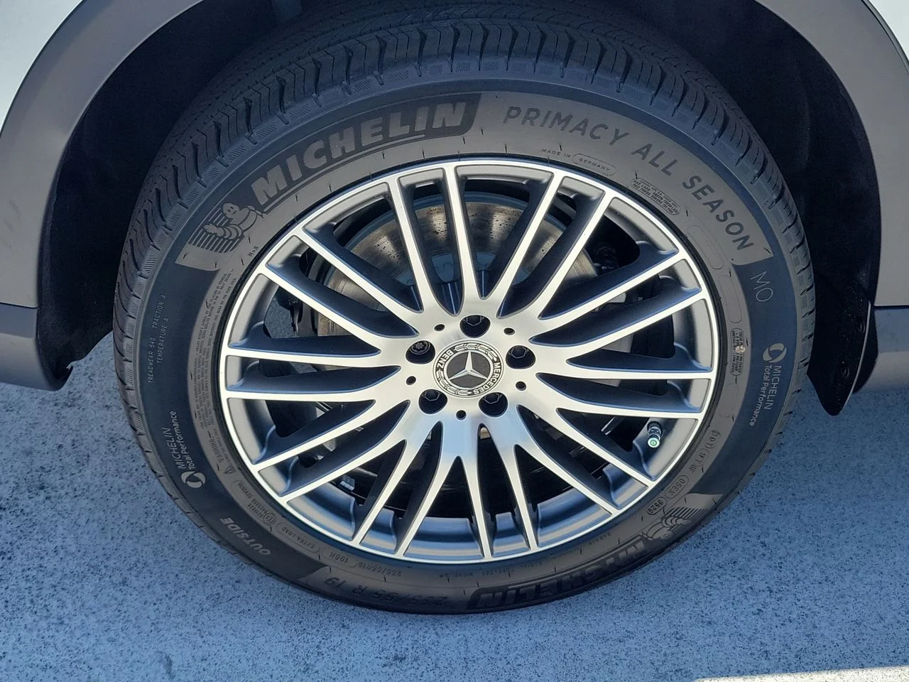 New 2026 Cirrus Silver Metallic Mercedes-Benz GLC 300 image 7