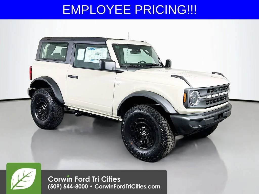 2026 Ford Bronco Base 4x4's photo