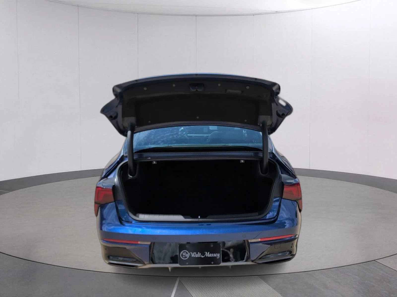 Used 2025 Yacht Blue Kia GT-Line image 6