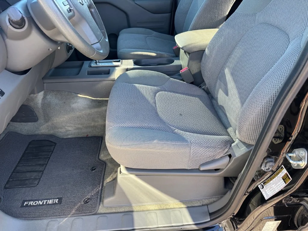 Used 2017 Black Nissan SV image 6