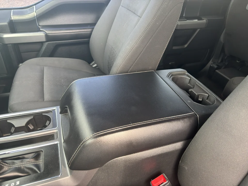 Used 2018 Lightning Blue Ford XLT image 22