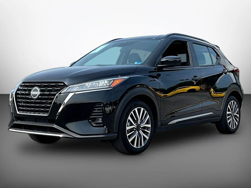 Used 2024 Black Nissan SR image 3