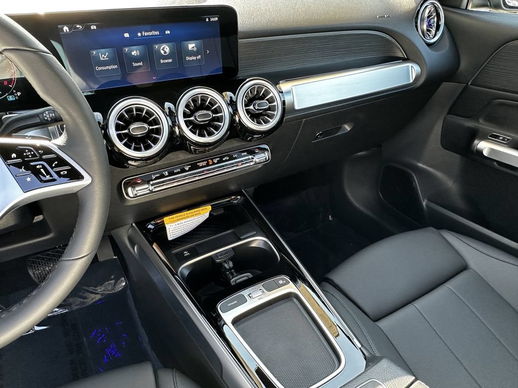 New 2026 Night Black Mercedes-Benz GLB 250 image 68