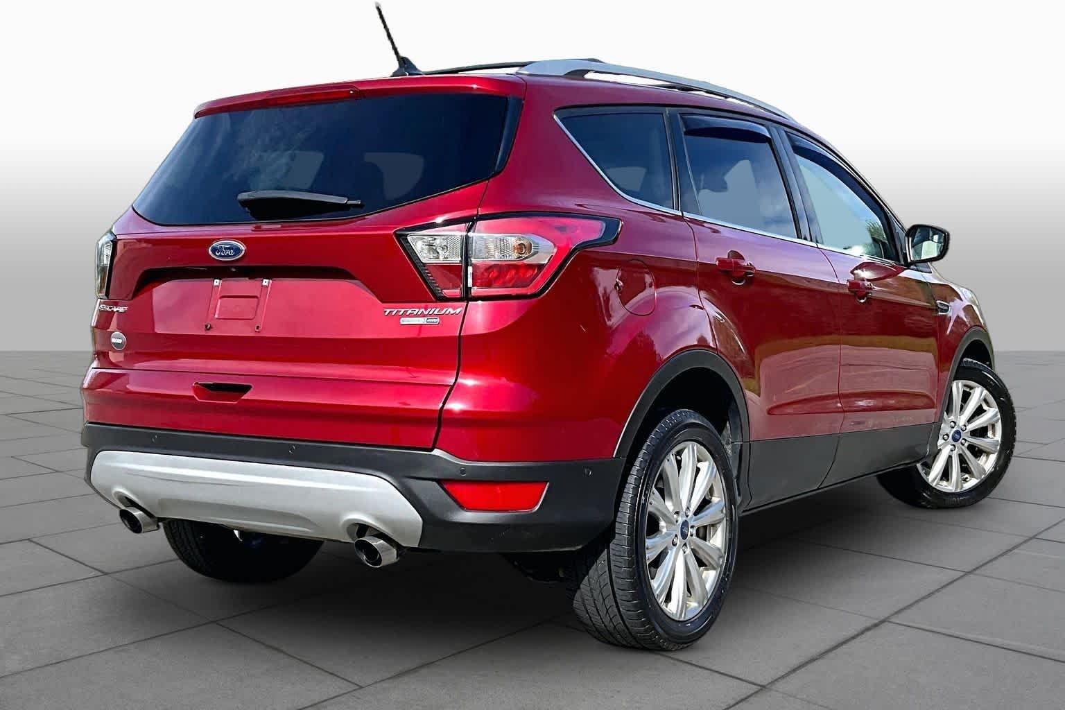 Used 2018 Ruby Red Metallic Tinted Clearcoat Ford Titanium image 13