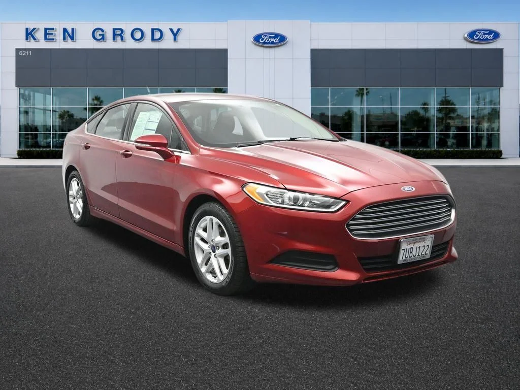 2016 Ford Fusion SE