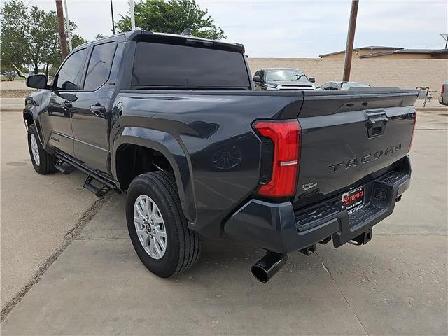 Used 2025 Underground Toyota SR5 4x4 Double Cab 5 ft. box image 2