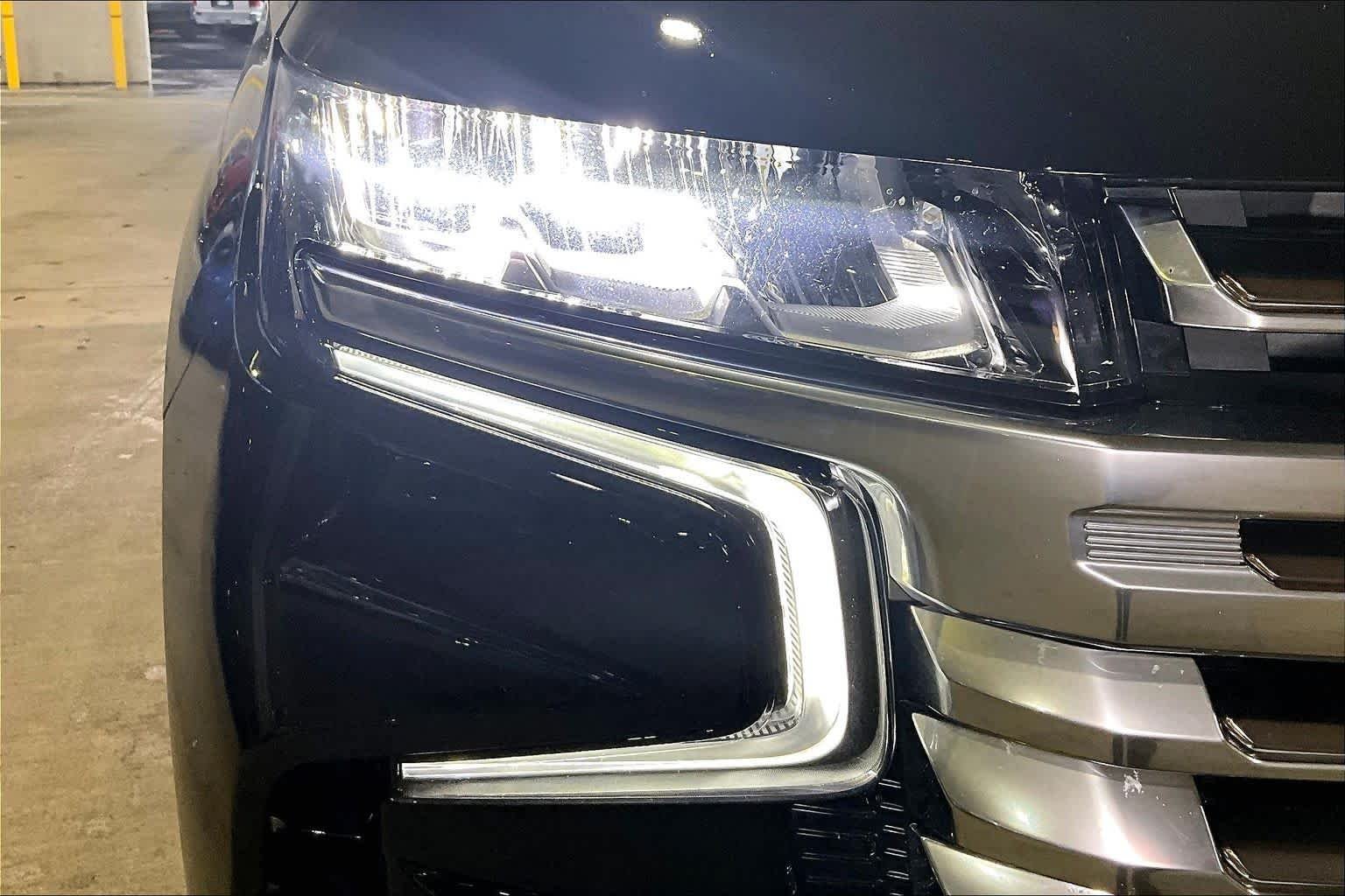 Used 2024 Black Chevrolet High Country image 48