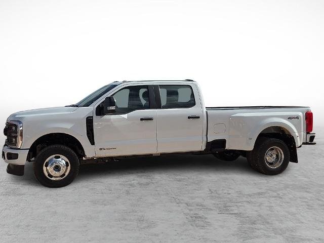 New 2026 Oxford White Ford F-350® XL image 31
