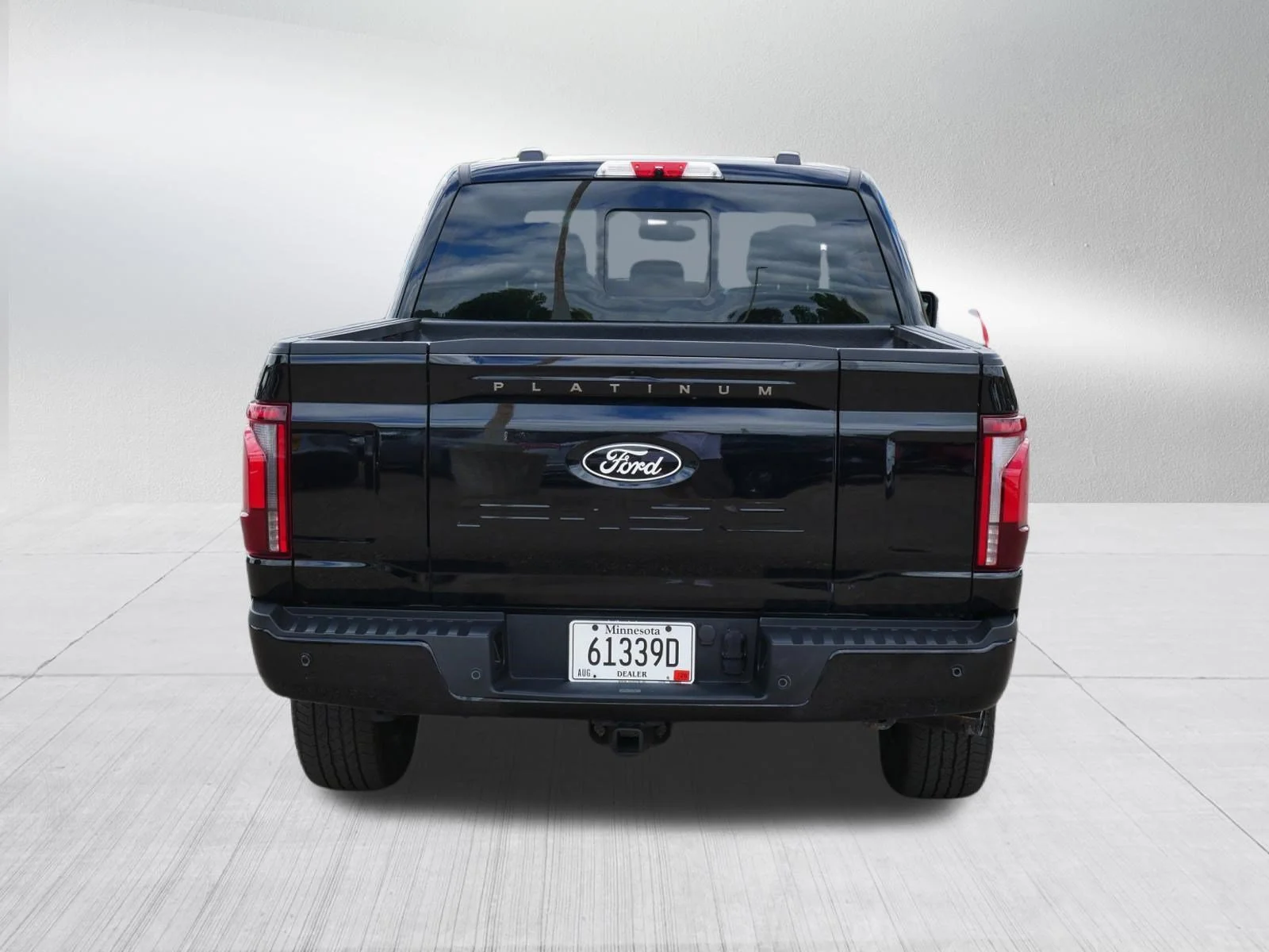 Used 2025 Agate Black Metallic Ford Platinum image 6