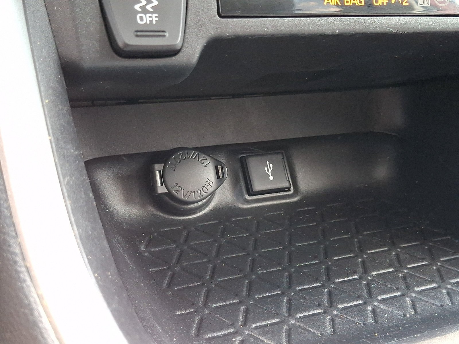 Used 2021 Ruby Flare Pearl Toyota Hybrid XLE image 25