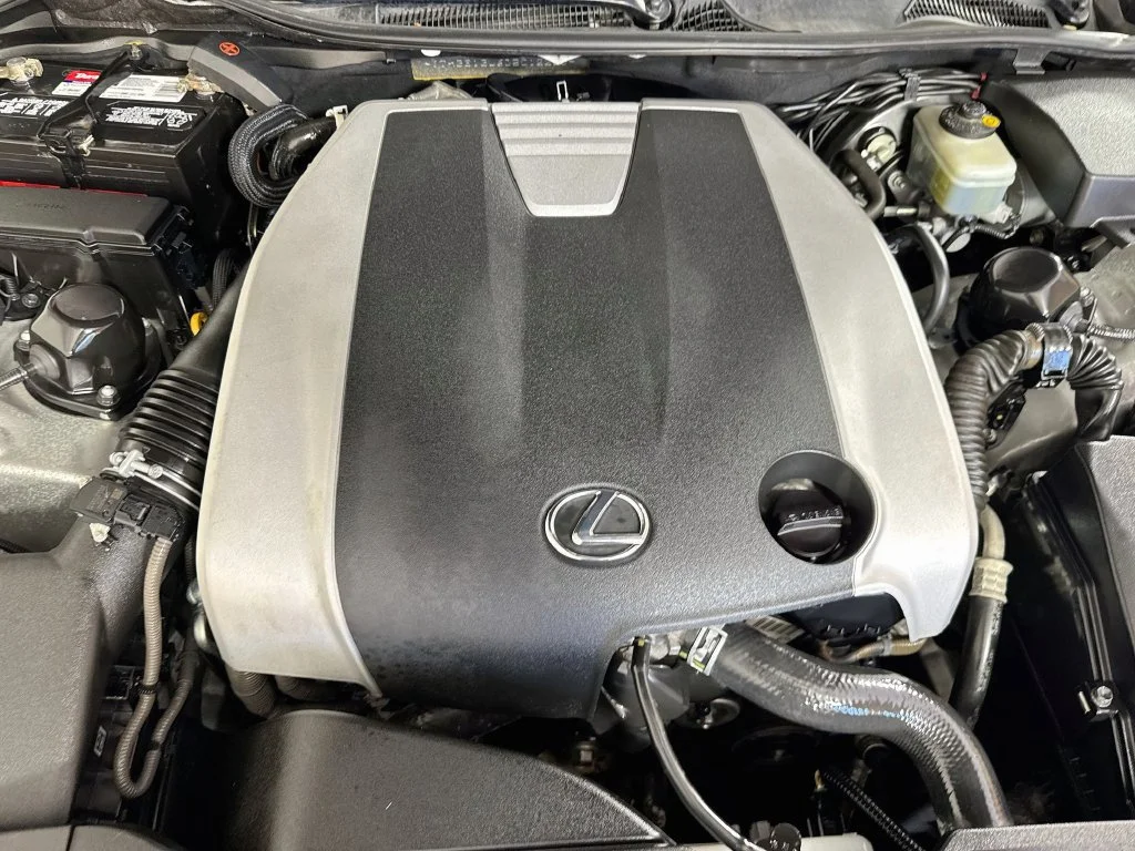Used 2013 Silver Lexus 350 image 40