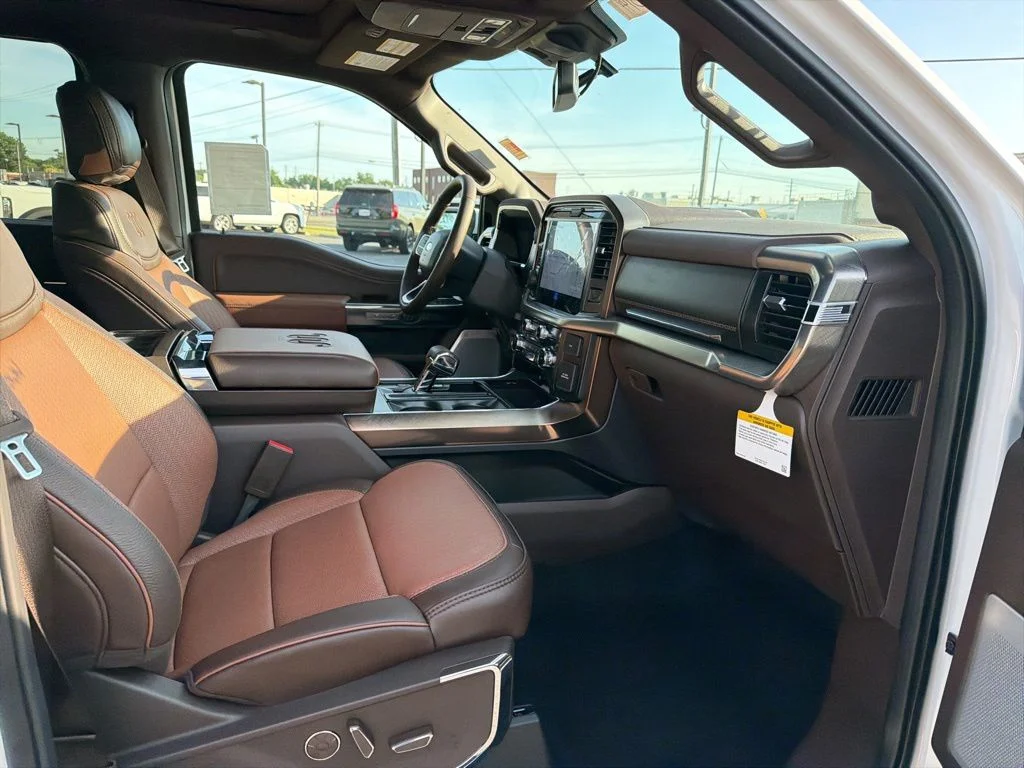 New 2026 Star White Metallic Tri-Coat Ford King Ranch® image 21