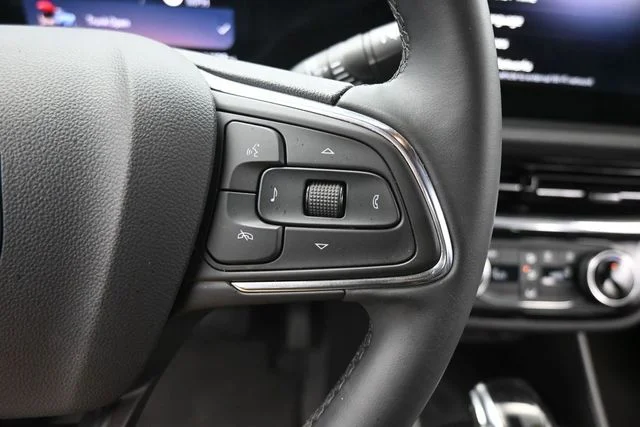 2025 Buick Envista Sport Touring - Photo 20