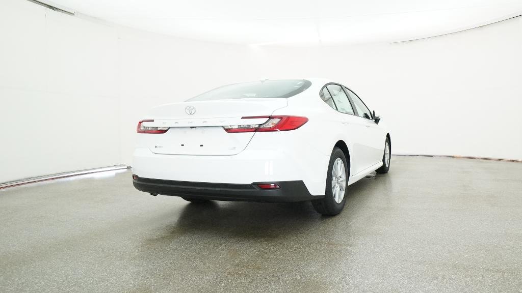 New 2026 Ice Cap Toyota LE image 45