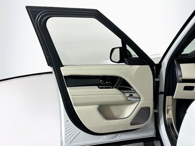 Certified Used 2025 Fuji White Land Rover Autobiography image 11