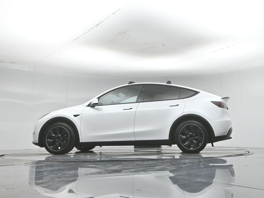 Used 2023 White Tesla Long Range image 49